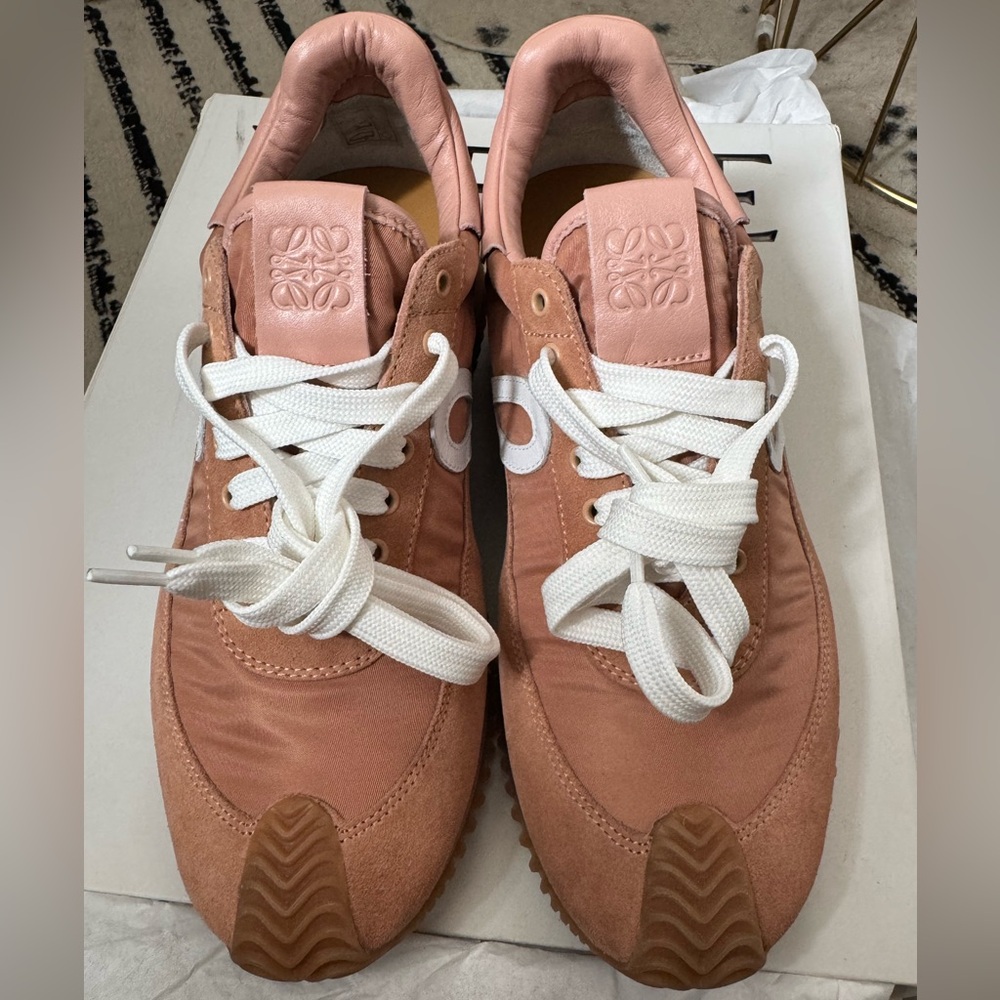 Loewe Flo Runner Sneakers Powder Size 38